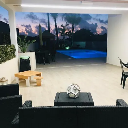 Casetta Piscina * 马尔萨拉